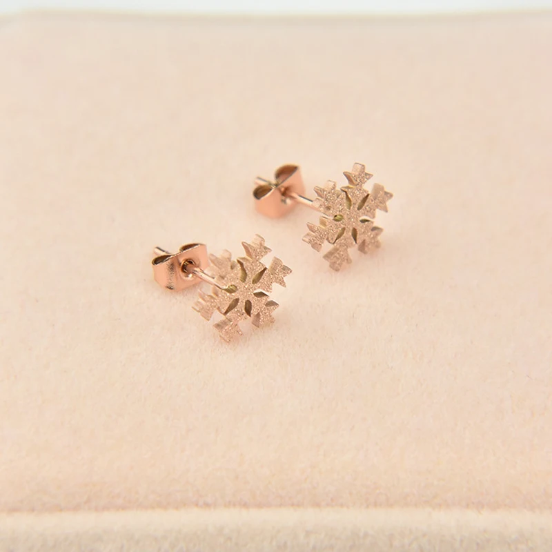 

ZMZY Fashion Stainless Steel Stud Earrings For Women Snowflake Gold Silver Color Lover's Engagement Jewelry Drop Shipping