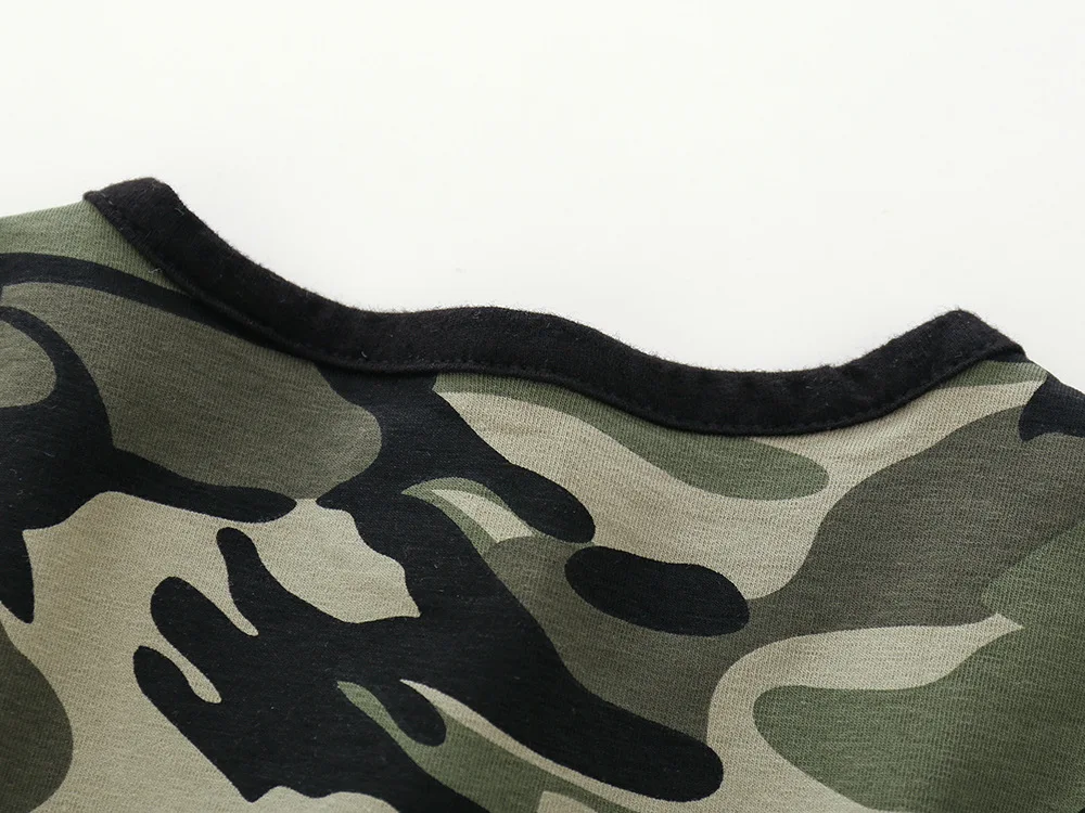 9597784104_2068599042