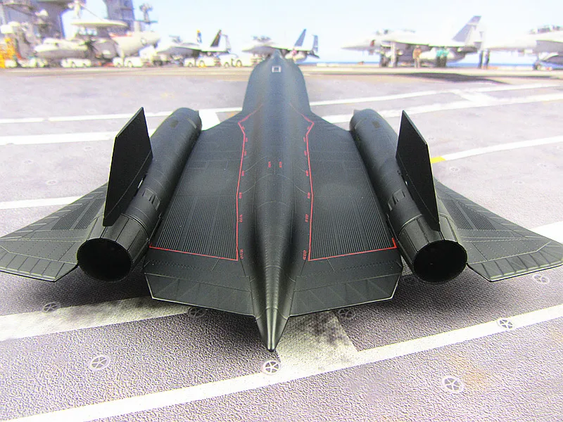 SR-71 blackbird рекогносцировочный самолет на большой высоте и высокой скорости высокая имитационная модель военный 1: 72 ВВС США