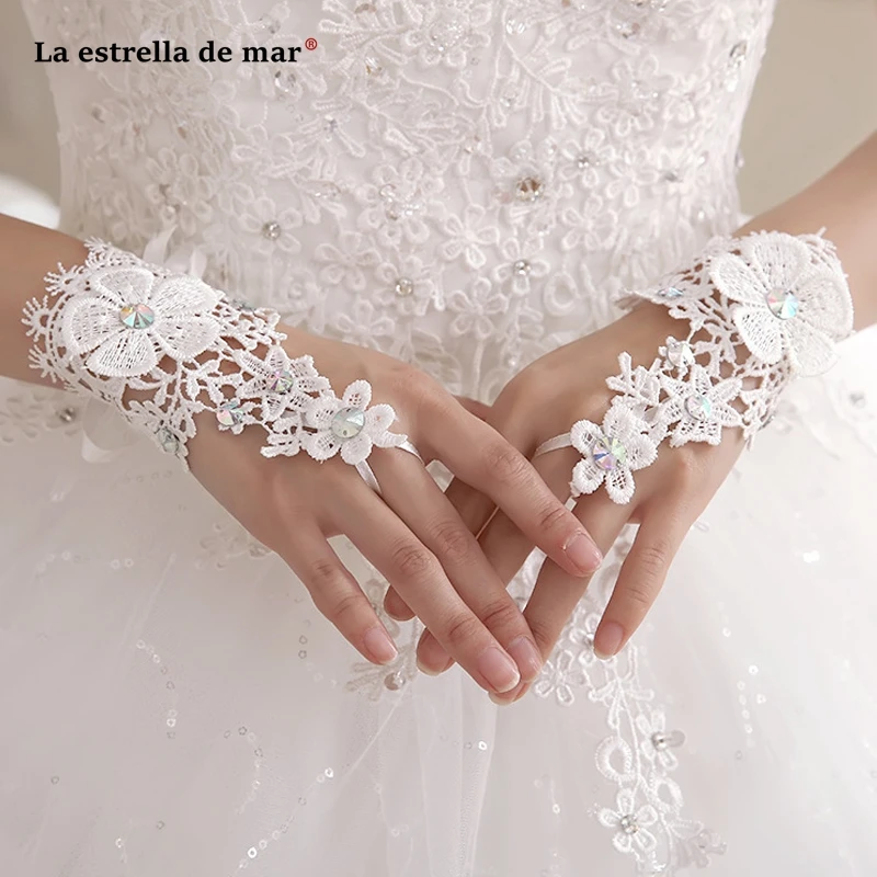 Guantes novia marfil2019 новые кружевные Кристальные с пальцами белые перчатки для невесты Короткие guanti sposa запасы ghosts de mariage pour femme