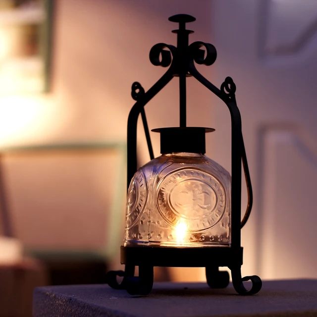 Clical Wrought Iron Metal Table Mousse Vintage Portable Lantern Clical Wrought Iron Metal Table Mousse Vintage Portable Lantern Tealight Hurricane Candle Holder Home Decoration 660a