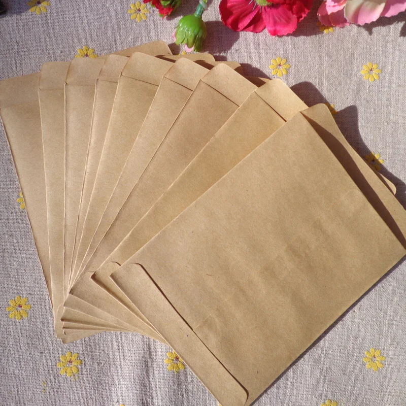 

25pcs Retro Design Blank Paper Envelopes Invitation Envelope Gift Card Office Stationery Supplier Party Favor Paper Bag 9x12.5cm