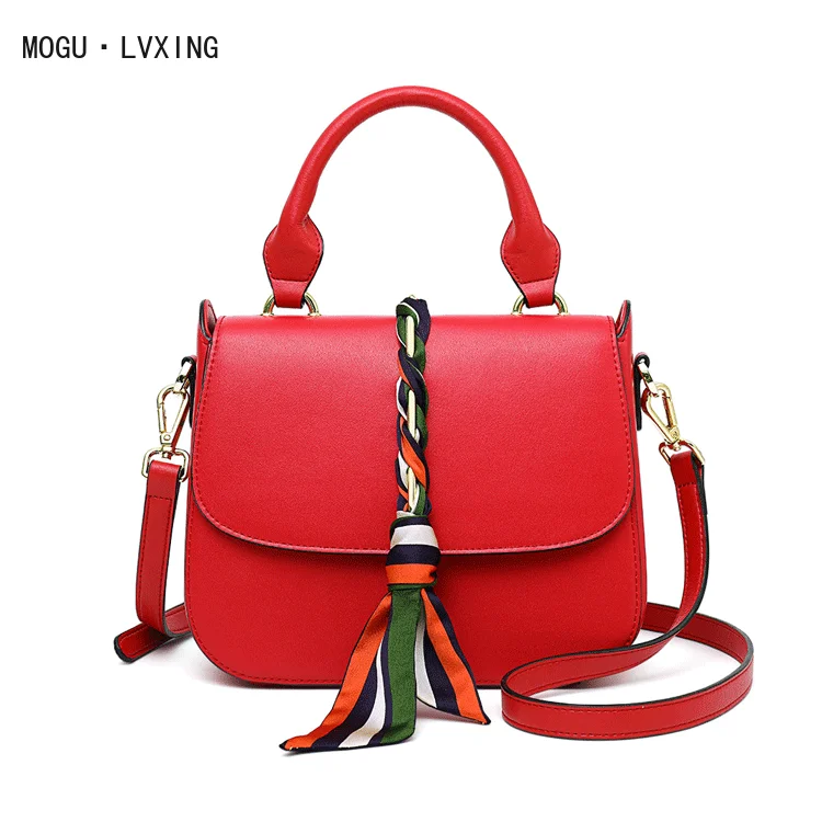 

2018 European and American Rivet Chain Design Head Layer Cowhide Women Flap Bag Small Square Bag Simple Leather Handbag Silver