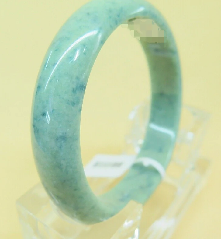 

930 CERTIFICATE A Grade Natural Chinese Green Jade /Lucky Jadeite Bangle