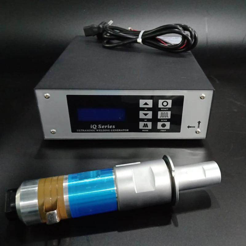 2000W/20khz ultrasonic welding generator price with welding transducer for welding plastic machine цена 2000W/20khz ultrasonic welding generator price with welding transducer for welding plastic machine цены онлайн