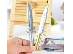 2 предмета новая Забавный яркий кинжал формы и Ножи в форме Шариковая ручка для школы канцелярские и канцелярских товаров