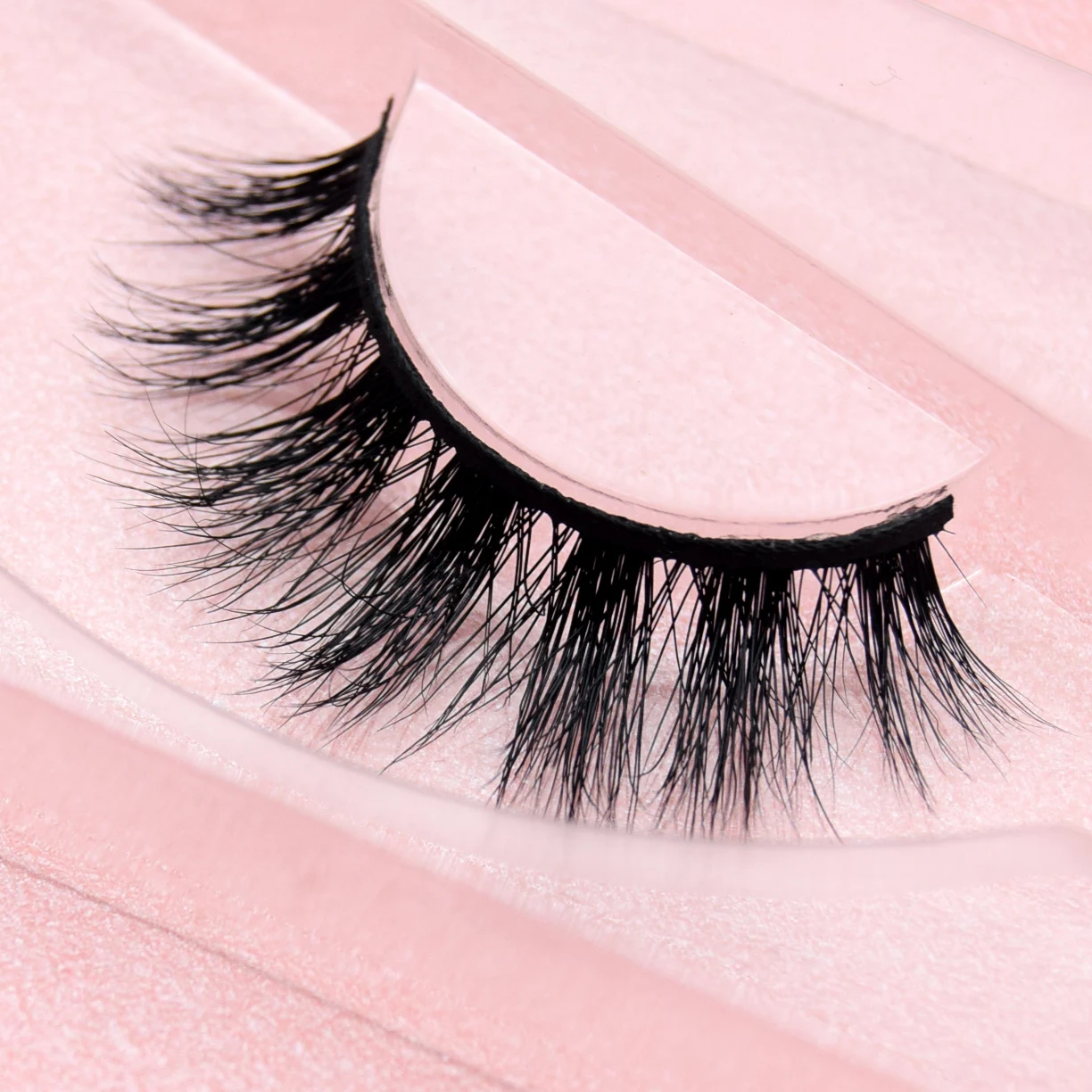 

Visofree Mink Lashes 3D Mink Eyelashes Cruelty free Lashes Handmade Reusable Natural Eyelashes Popular False Lashes Makeup M51