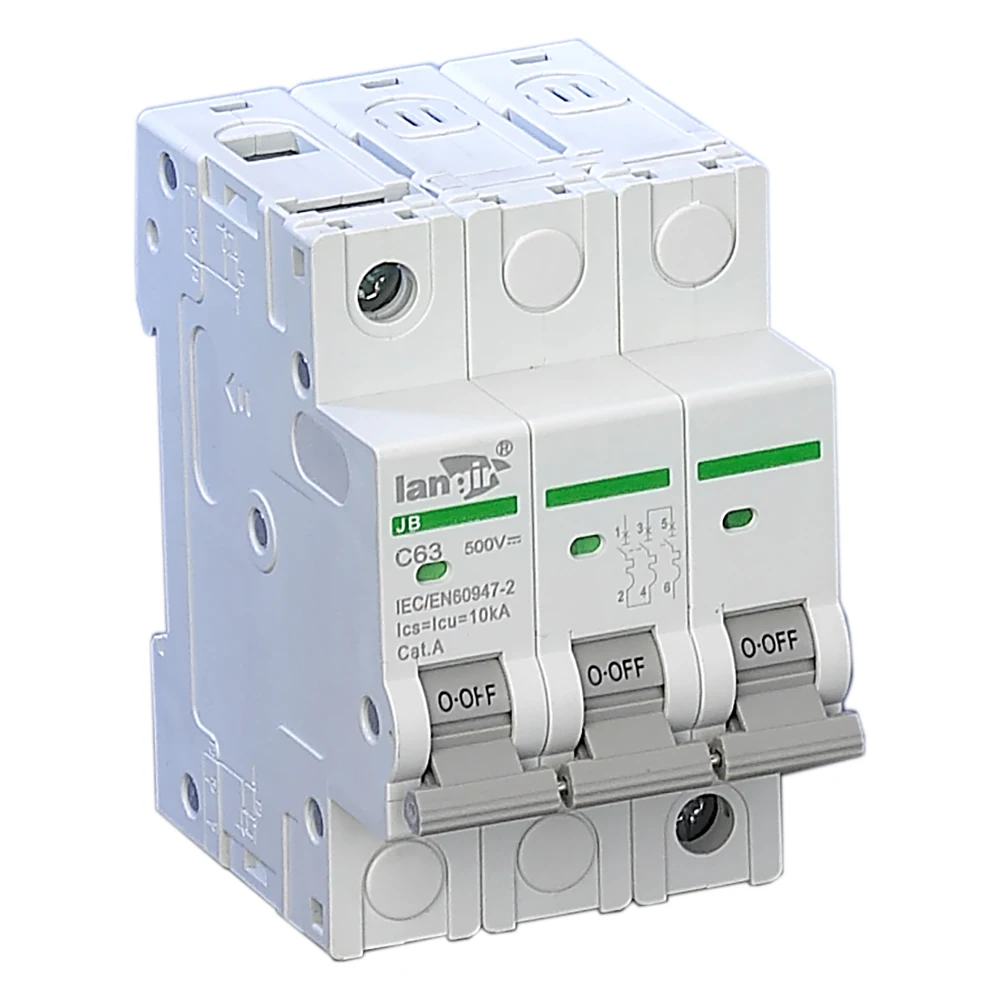 

LANGIR 3 Pole Non Polarized DC Solar Circuit Breaker Switch C Curve With TUV Certificates