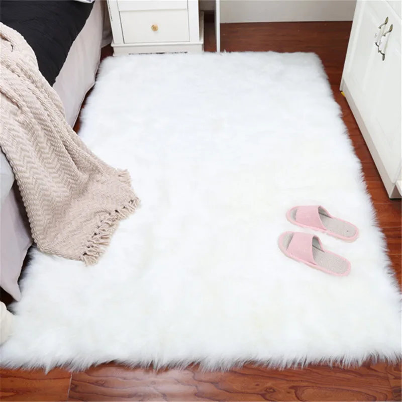 IPCS Hot White Plush Carpet Bedroom Living Room Carpet Rectangular Carpet Imitation Wool Carpet