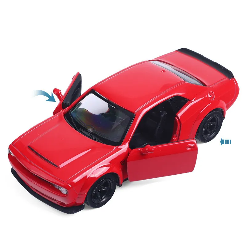 

Хит продаж 1:36 Dodge Challenger модель автомобиля из сплава, детская имитация металла литья оттягивающаяся назад Модель, бесплатная доставка