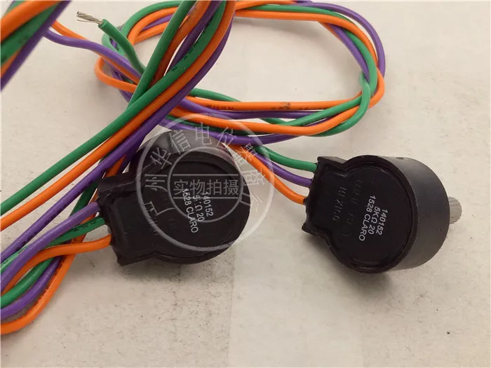 

[VK] CLARO 140152 5K Conductive Plastic Potentiometer Shank 20MM Flower Line switch