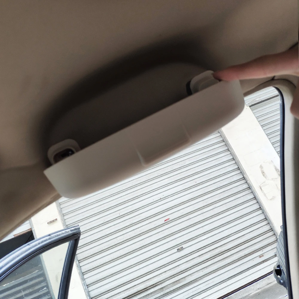 

Zlord Car Sunglasses Holder Glasses Case Storage Box for Mitsubishi ASX for VW Golf Polo for Nissan Qashqai X-trail Lada parts