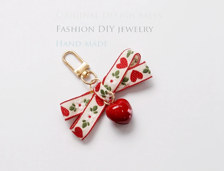 Lovely Japanese girl strawberry bell phone Bowtie Pendant key Chain key ring llaveros para mujer llaveros