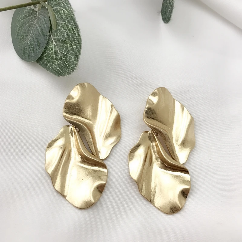 

Free Shipping Punk Styles Metal Stud Earring