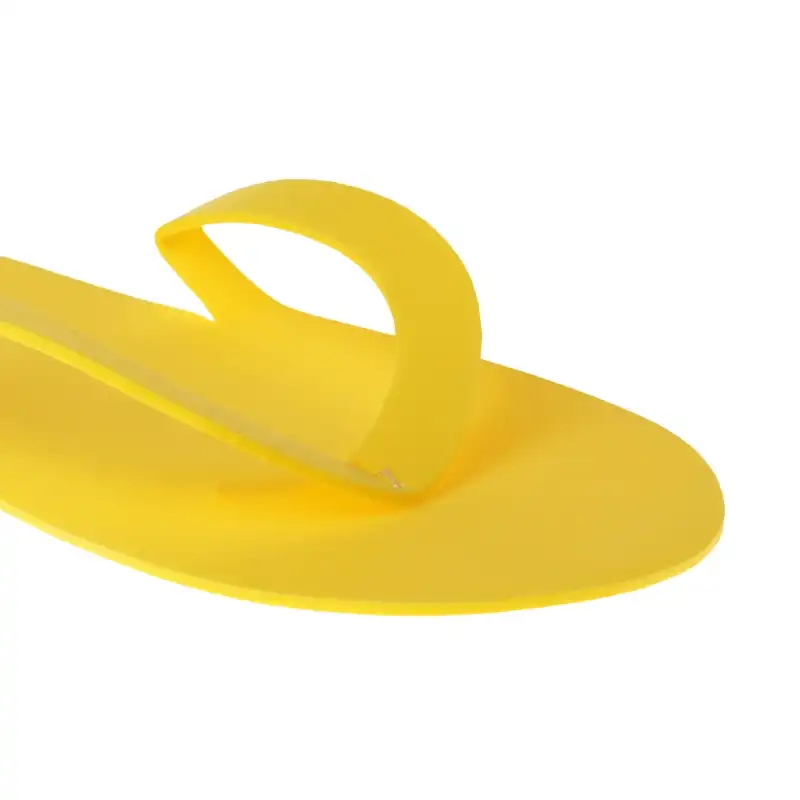 nail salon flip flops