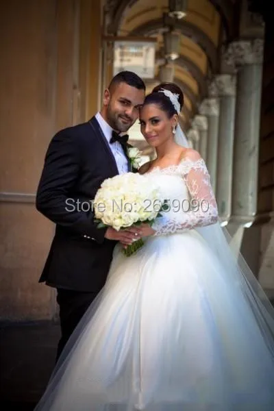 2016-Wedding-Dresses-Ball-Gown-Boat-Neck-Tulle-Long-Sleeve-Lace-Applique-vestidos-de-noiva-trouwjurk (1)