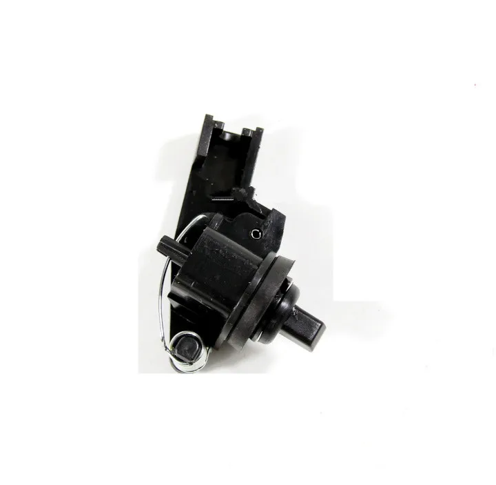 

Original lock Door Buckle Switch Fuel Tank Cover For Nissan Tiida Slyphy Qashqai 05 06 07 08 09 10 11 12 13 14 15 16 17 18 DB091