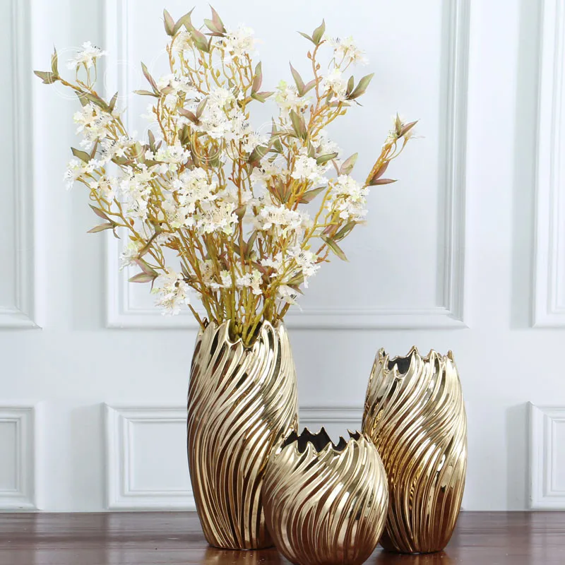 

Cocostyles premium luxurious golden ceramic vase flower for royal wedding decoration modern deluxe home decor pieces