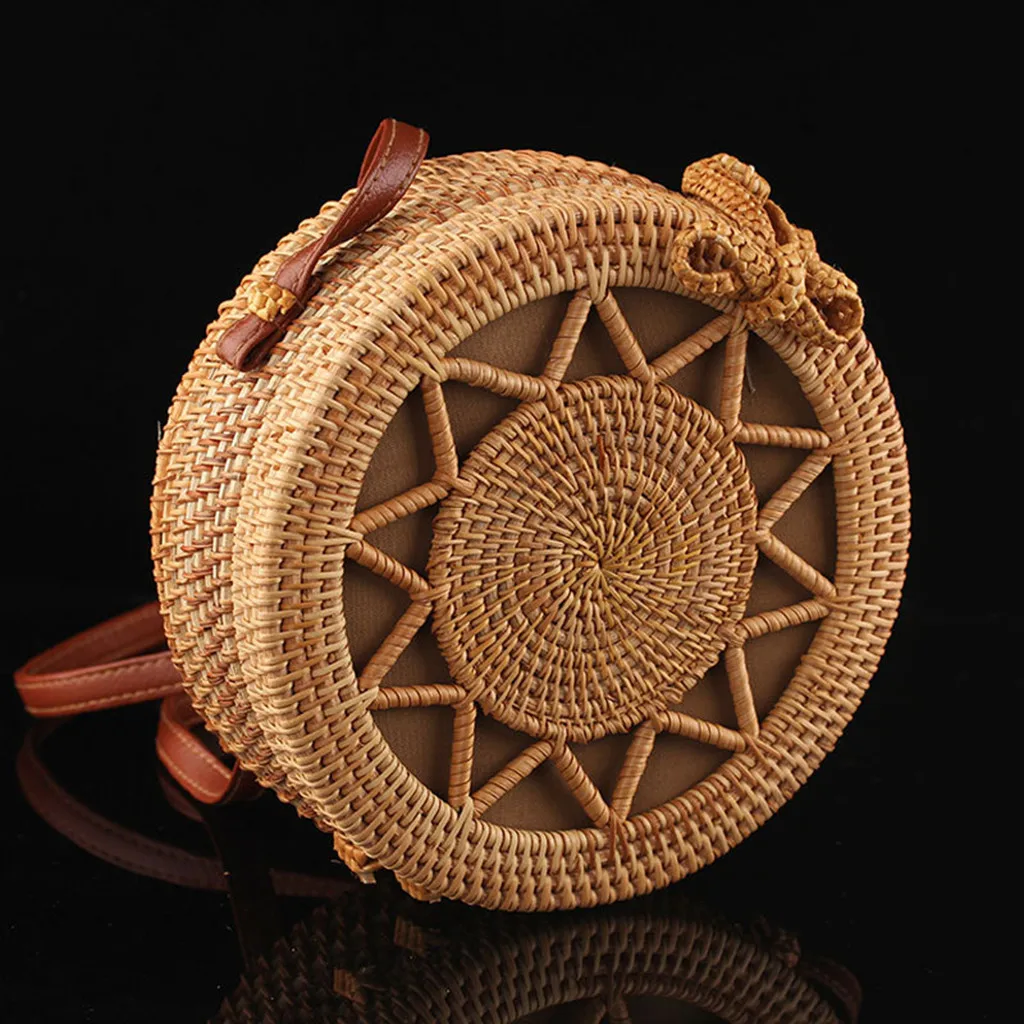 

Shoulder Bags For Women 2019 Circle Handwoven Bali Round Retro Rattan Straw Beach Bag Velour Purse Soft Message Bag