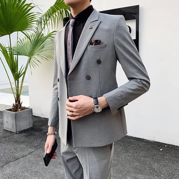 

2019 new men's spring decoration double-breasted suit suit youth trend embroidery small suit jacket wedding dress (shirt + pants