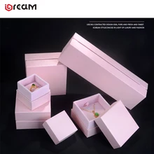 Розовый цвет роскошный бархат Ювелирное кольцо коробка Пользовательский логотип
