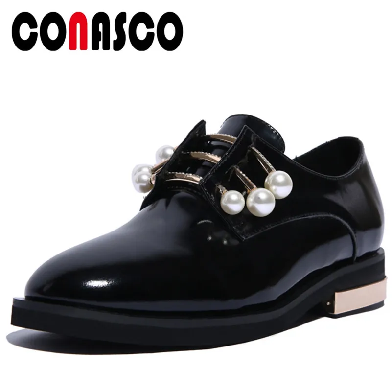 

CONASCO Brand Women Pearl Decoration Wedding Party Genuine Leather Shoes Woman Buckles Punk Round Toe High Heeled Fashion Pumps
