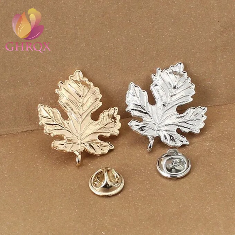 

GHRQX Hot Sell Fashion Maple leaf brooch lady maple chest corsage