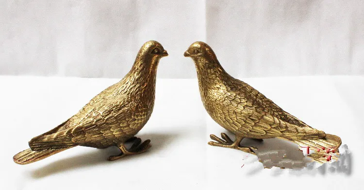 

A copper bronze desk living room decoration decoration dove crafts jade crafts Square edge animal