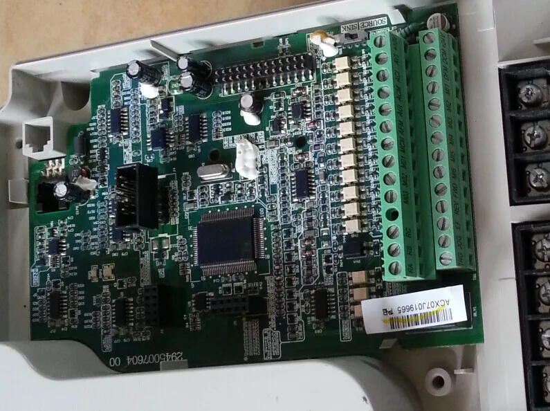 VFD037B43A inverter new CPU board advocate board panel terminal IO 3.7kw/380V/220V цена VFD037B43A inverter new CPU board advocate board panel terminal IO 3.7kw/380V/220V цены онлайн