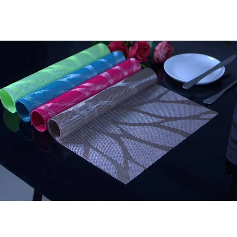 4 قطعة/الوحدة تحديد الموقع الأزياء الملونة طاولة طعام حصيرة منصات القرص عاء سادة الوقايات للماء وسادة زلة مقاومة الجدول الديكور