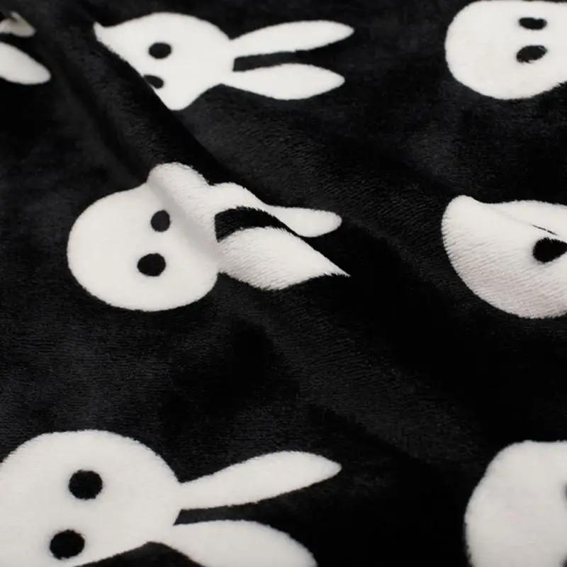 Law Levin бархат черный и белый крест и кондиционирование воздуха было мультфильм кролик Вязаное детское одеяло сумка для одеяла