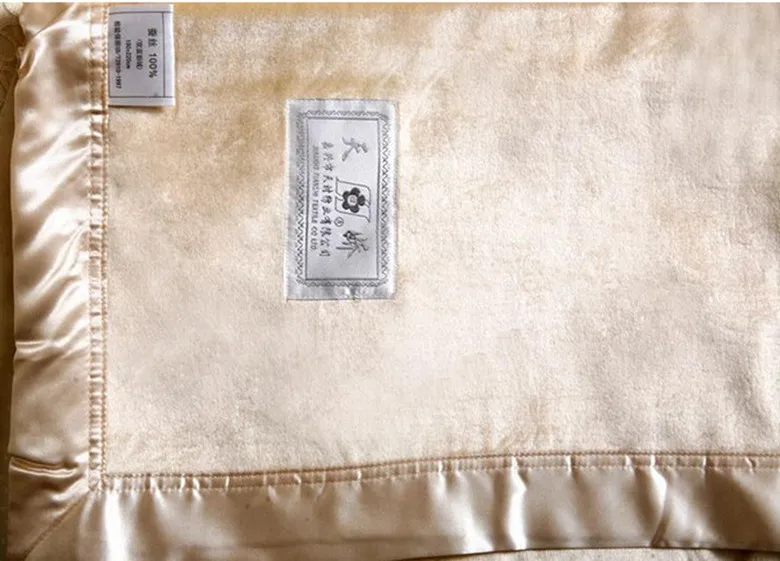 100% Nature Silk Double-sided terry silk blanket Beige color King Queen size could be machine washed silk blanket