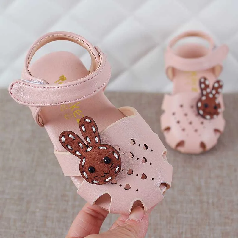

2019 New Baby Soft Sole Hollow Out Shoes Summer Kids Shoes Leathers Cute Rabbit Children Sandals For Girls Toddler