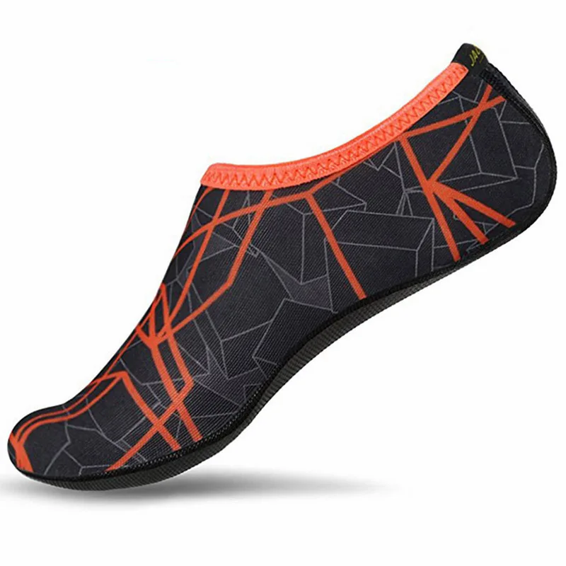 

Unisex Summer Water Shoes for Women Big Size Aqua Beach Shoes Men Striped Colorful Sea Swimming Shoes Quick Dry Socks Sneakers