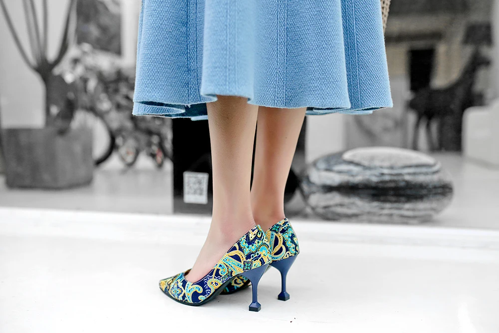 Туфли-лодочки женская обувь с цветочным узором без шнуровки с закрытым носком свадебные туфли-лодочки с острым носком на высоком каблуке, chaussures femme размера плюс 32-48