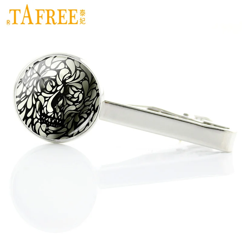 

TAFREE Novelty vintage Punk Skull tie clips for men colorful Bohemia Paisley Skull glass dome tie bar pin Halloween jewelry A674