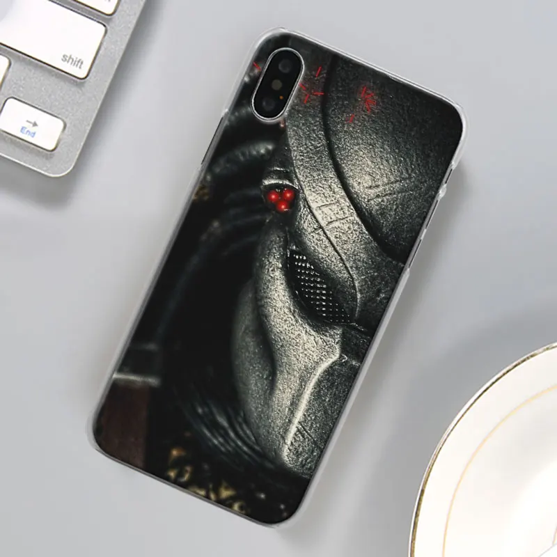 Alien vs Predator Phone Case for Apple iPhone X XR 7 8 Plus 6 6s Plus XS MAX SE 11 Pro Max Phone Case Coque