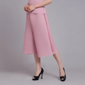 

Europe and the United States Miyake cropped trousers large size Slim folds straight pants elastic waist casual wide leg