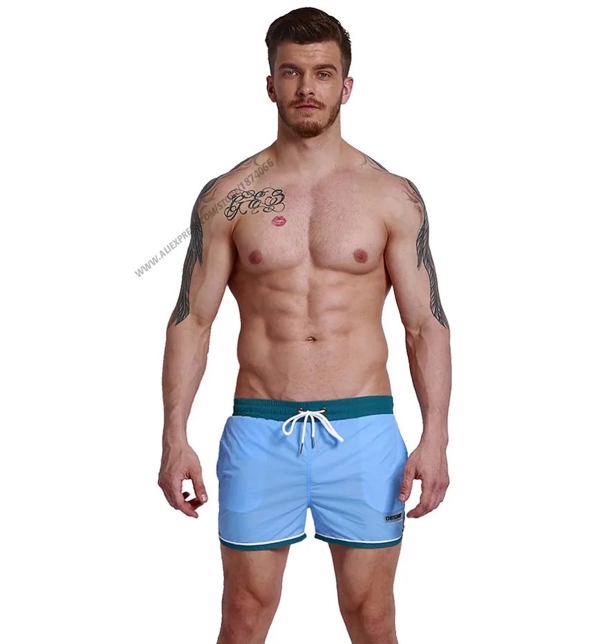 Shorts de praia e surfe