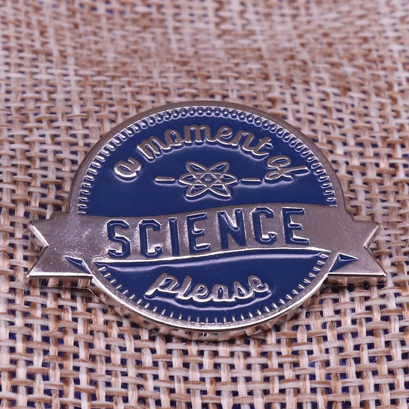 Эмалированная булавка для лацкана science |