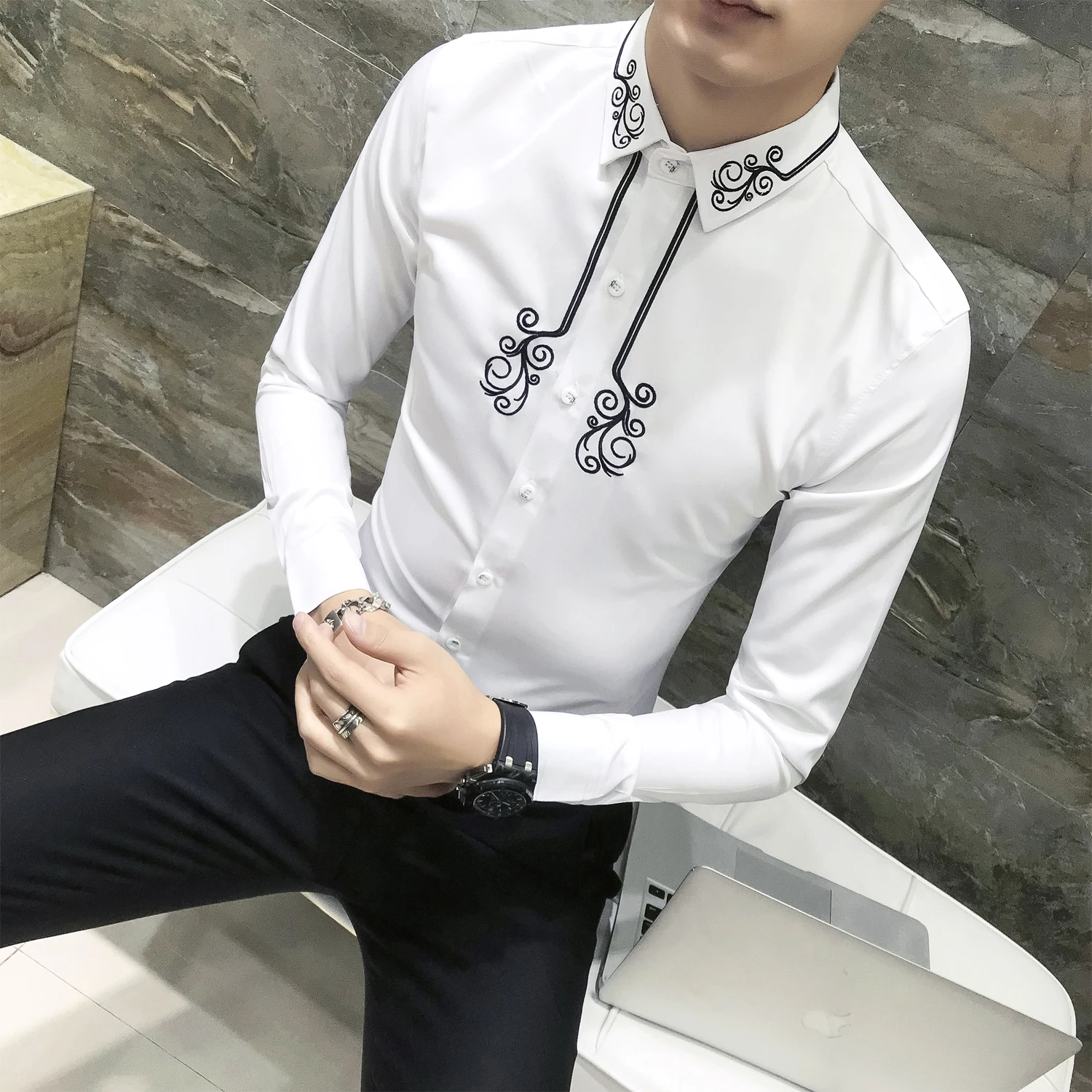 

Mens Shirts Casual Slim Fit Baroque Embroidery Erkek Gomlek Designer Shirts Mens High Quality Black Dress Mens Shirts Party Club