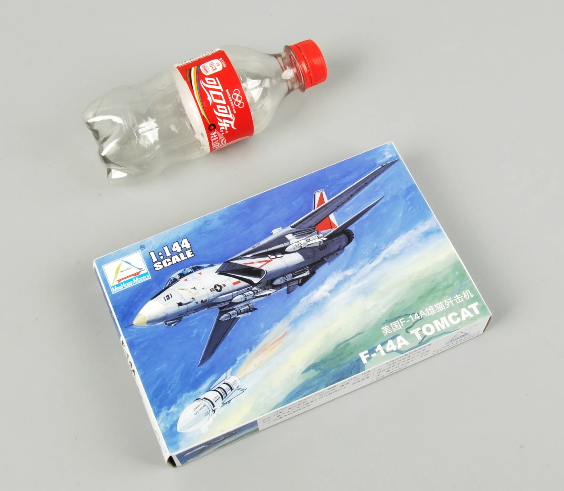 1: 144 США F-14A TOMCAT истребитель Америка Военная сборка модель самолета