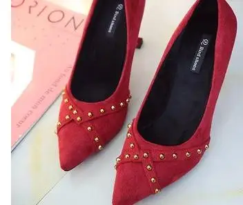 

2018 new low-top shoes women's shoes stiletto pointed high-heeled shoes shallow mouth suede rivet versatile wedding shoes women.