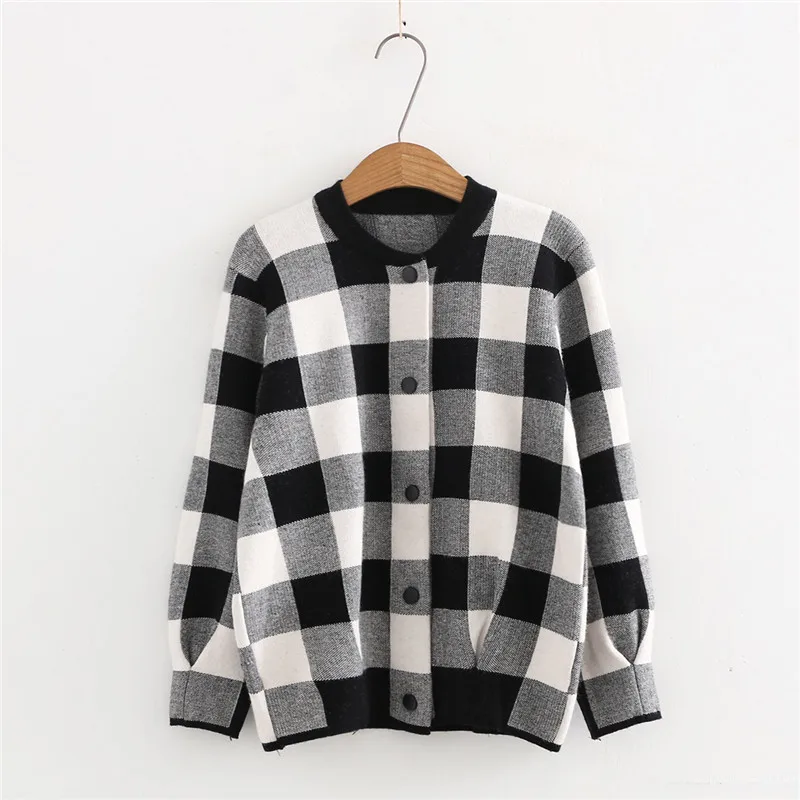 

2018 spring new cardigan sweater cardigan coat, the street fashion Slim wild check plaid short paragraph knit jacket