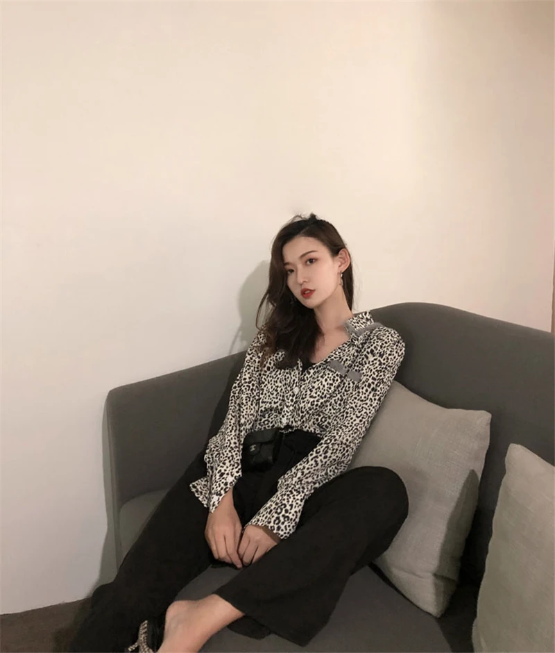 x11