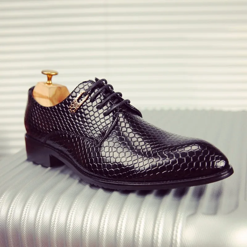 men footwear 2016 studs shoes luxury brand moccasins snake skin ballet flats glossy patent leather brogue oxford shoes for men (8)
