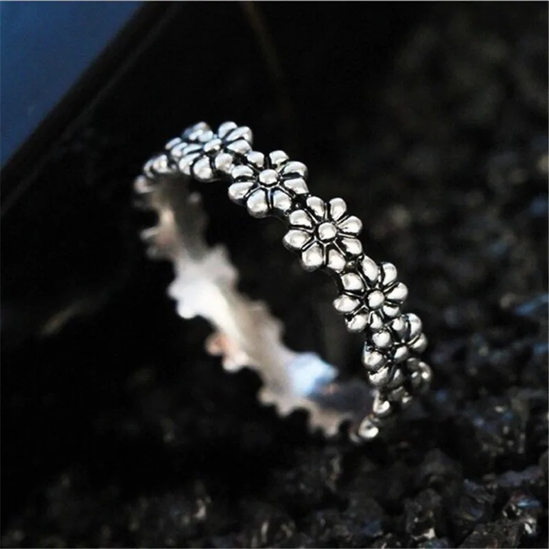 

Silver Flowers Ring for Women Gold Color Daisy Stackable with Small CZ Finger Ring for Female Wedding Jewelry