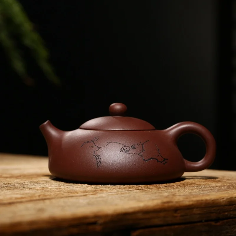 200cc Yixing China Purple Clay Teapot DahongpaoTea Exquisite Handmade Teapot Half Moon Pot Teapot Tea Set Free Mailing 200cc Yixing China Purple Clay Teapot DahongpaoTea Exquisite Handmade Teapot Half Moon Pot Teapot Tea Set Free Mailing