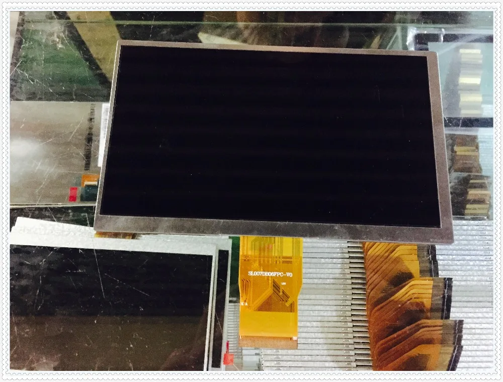 SL007DB06FPC New and original 7INCH 50PIN SL007DB06FPC-V0 LCD screen Test the Good send test to send new original 10 1inch ips lcd screen g 0178 f 31a for mtk8752 octa core tablet 1280x800 tablet display screen