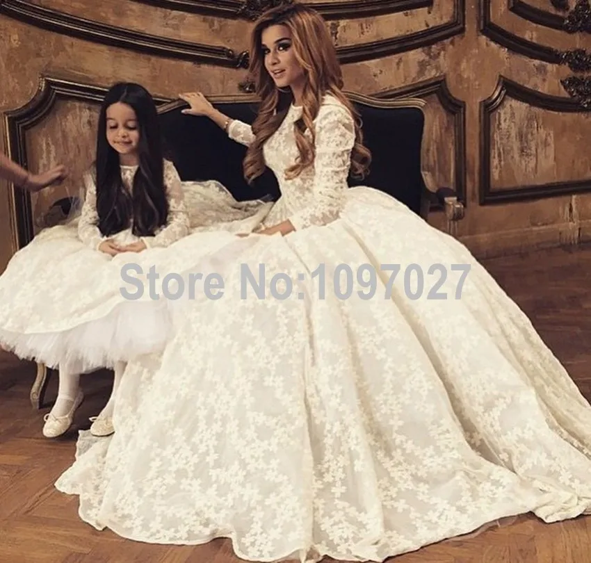Puffy O Neck Lace Vestidos De Noiva Princesa Sweep Train 3 4